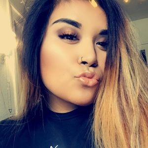 Meet your Posher, Ezmeralda